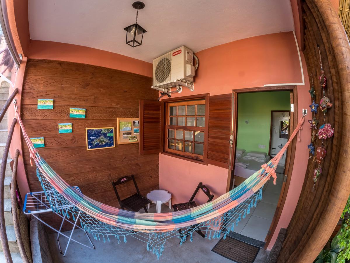 Biergarten Hostel Vila do Abraao
